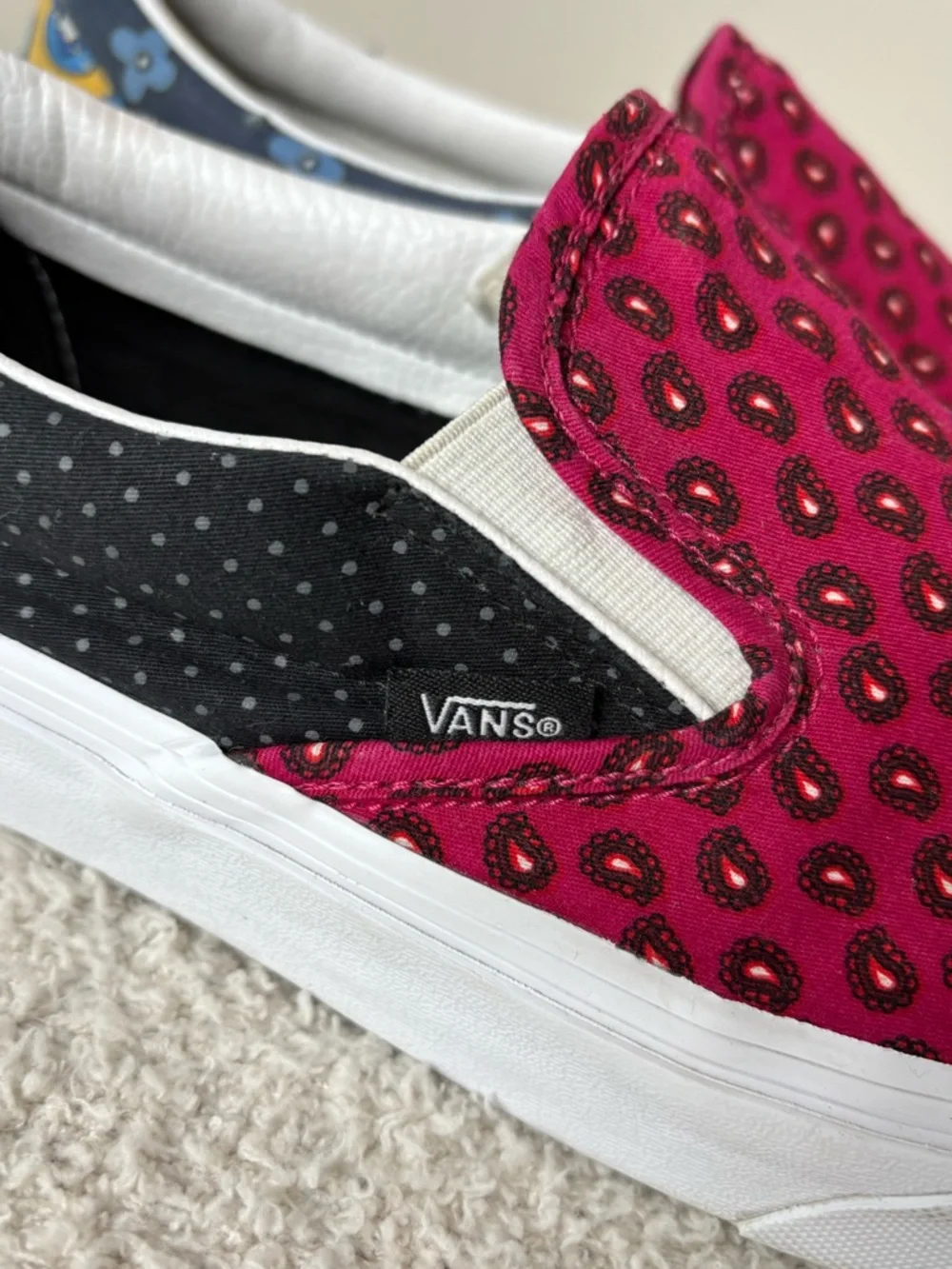 Vans Shoes M9.5 W11 Classic Slip On Tie Print Mix Black‎ Multi Casual Comfort